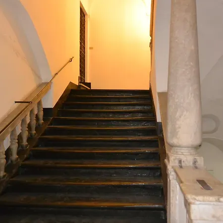 酒店 潘森酒店 *